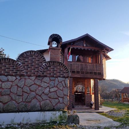 Pensiunea Paradis Borobanesti Kültér fotó